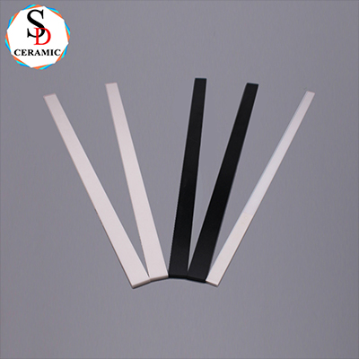 High Temperature Ceramic Black Ceramic Rod Alumina Ceramic Part