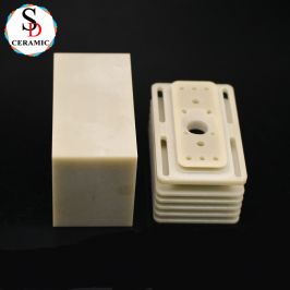 CNC Machining AIN Ceramic Insulator Component Aluminum Nitride Heat Sink