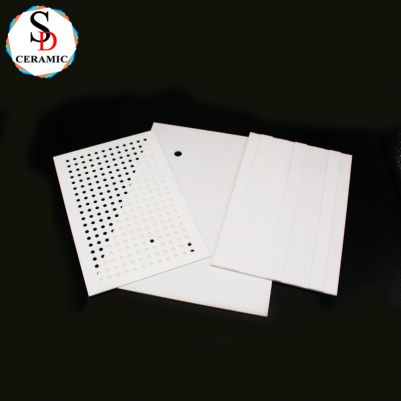 Customize Large Square 95 Al2O3 Black Alumina Sheet