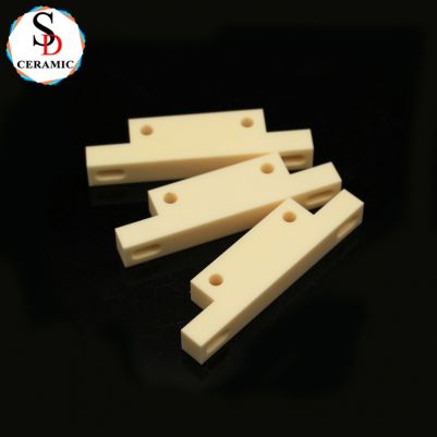 Machining 99% Al2O3 Precision Alumina Ceramic Parts